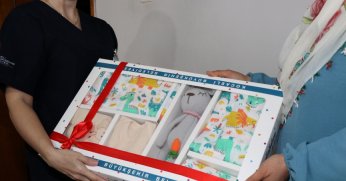 Büyükşehir anne ve anne adaylarının yanında