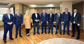 Milletvekillerinden, Başkan Büyükakın’a hayırlı olsun ziyareti