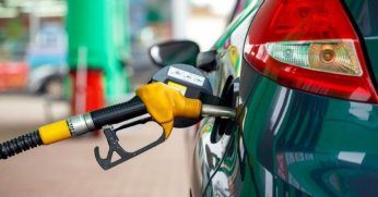 Benzine gece yarısı zam geliyor!