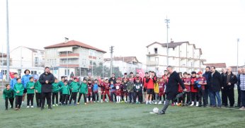 Minik futbolcular Büyükakın’a hünerlerini sergiledi