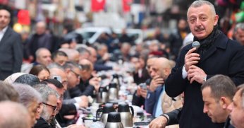 Başkan Büyükakın İzmit esnafıyla buluştu