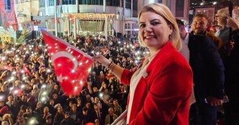 İzmit, Hürriyet dedi!