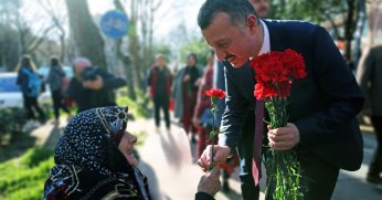 Büyükakın: Mutlu annelerle mutlu gelecek inşa ediyoruz