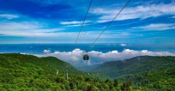 Karnesini alan teleferiğe koştu