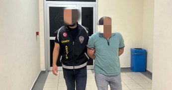 Cinsel saldırı suçundan aranan şahıs cezevini boyladı!