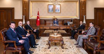 Kocaeli Defterdarlığı Görevine Atanan Osman Eşgin, Vali İlhami Aktaş’ı Ziyaret Etti