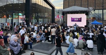 Kitap Fuarına ilgi salonlara sığmıyor