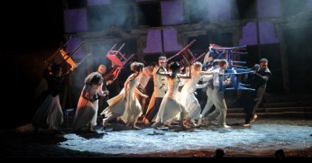 İKSV’de Şehir Tiyatrolarına tam not