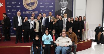 ''Bir Palette Biz Farklı Renkleriz”