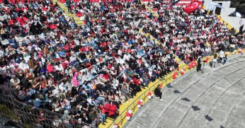 23 Nisan Sevinci Derince’yi Sardı