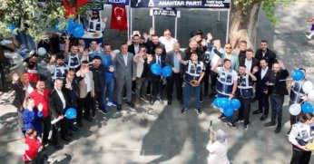 İzmit'te ANAHTAR Parti’den 23 Nisan’a Özel Coşku