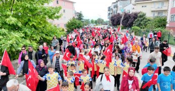 Derince’de 19 Mayıs Şölen Havasında Kutlanıyor