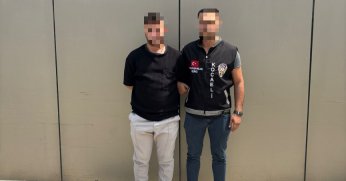 Hırsızlık suçundan aranan şahıs yakalandı