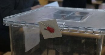 AK Parti artık 3'üncü parti