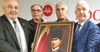 Atatürk için mevlit okutan Kocaeli İl Müftüsü, görevden alındı