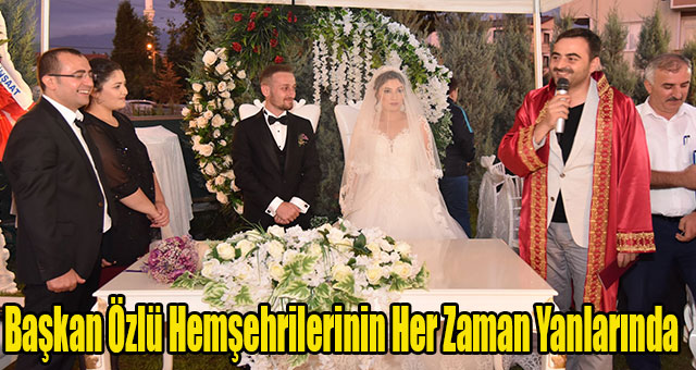 Başkan Özlü Hemşehrilerinin Her Zaman Yanlarında