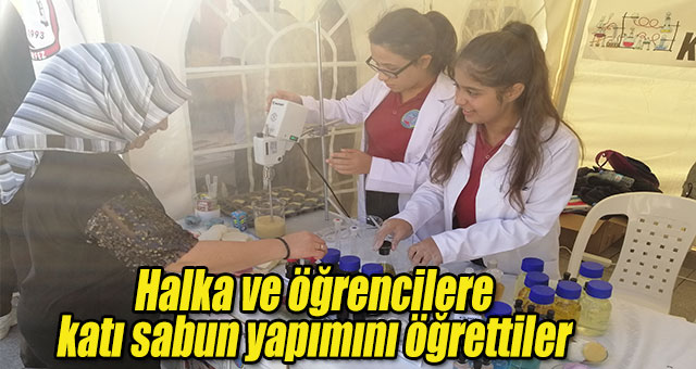 Halka ve öğrencilere katı sabun yapımını öğrettiler