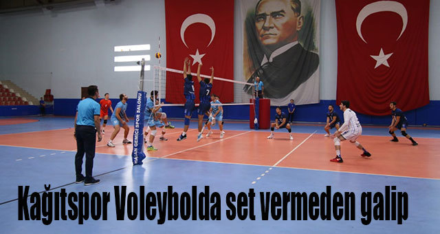 Kağıtspor Voleybolda set vermeden galip