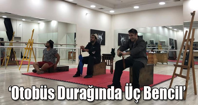 ‘Otobüs Durağında Üç Bencil’