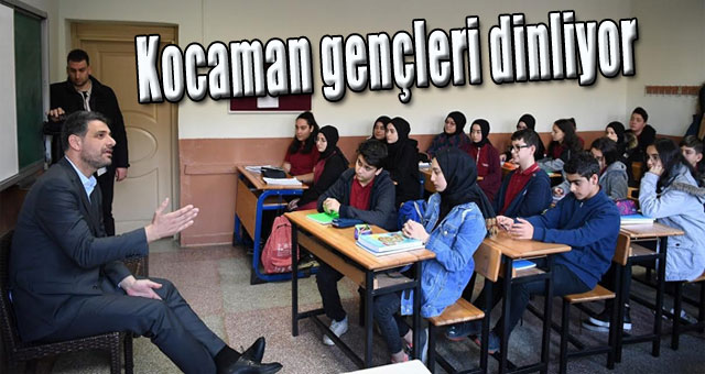 Kocaman gençleri dinliyor