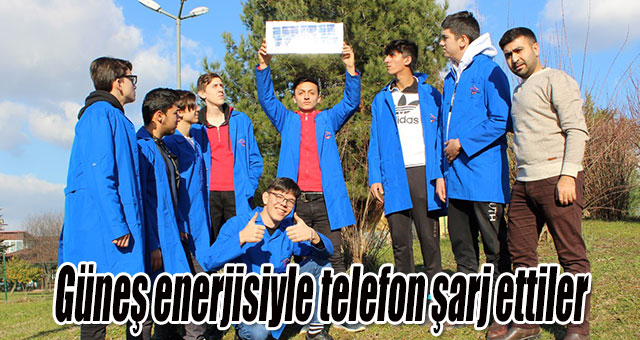 Beyaz Kalpler öğrencileri güneş enerjisiyle telefon şarj etti