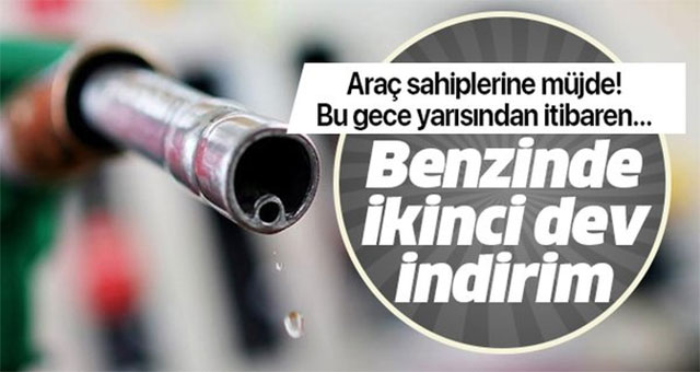 Benzinde rekor bir indirim daha geliyor!