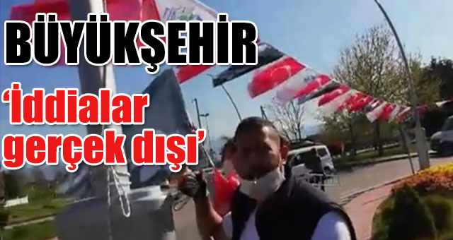 Büyükşehir’den açıklama; 'İzmit Belediyesi’nin bayrakları yerinde duruyor'