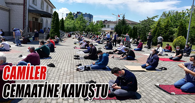 Camiler cemaatine kavuştu