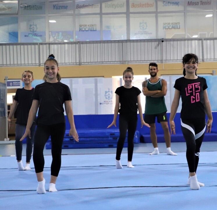 Cimnastik salonu kaldığı yerden devam ediyor