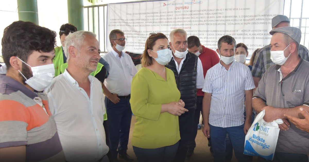 Başkan Hürriyet kurbanlık satıcılarının bayramını kutladı