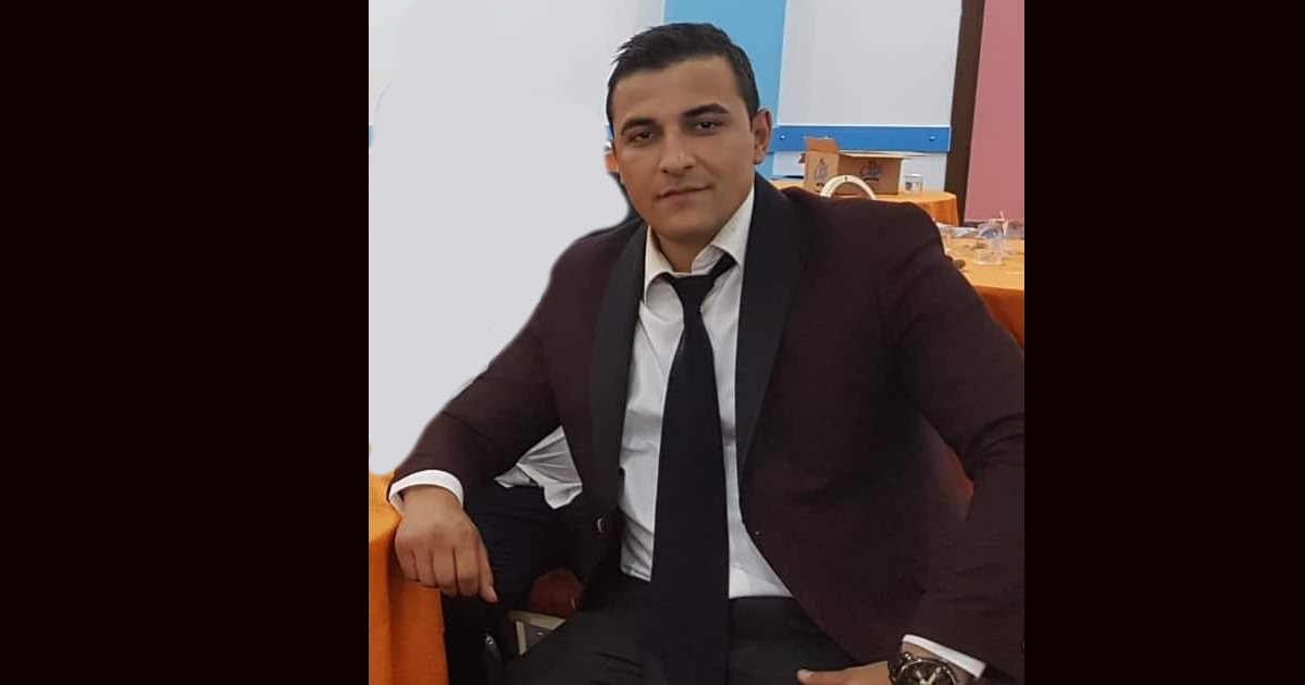 Boynundan vurulmuştu