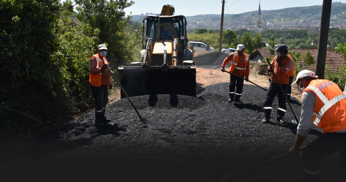 İzmit Belediyesinden Karadenizliler Mahallesi’ne yepyeni asfalt yol