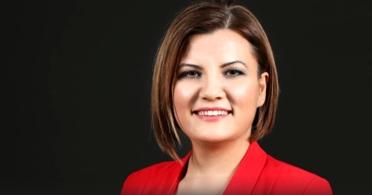 Başkan Hürriyet Deprem şehitlerimizi andı