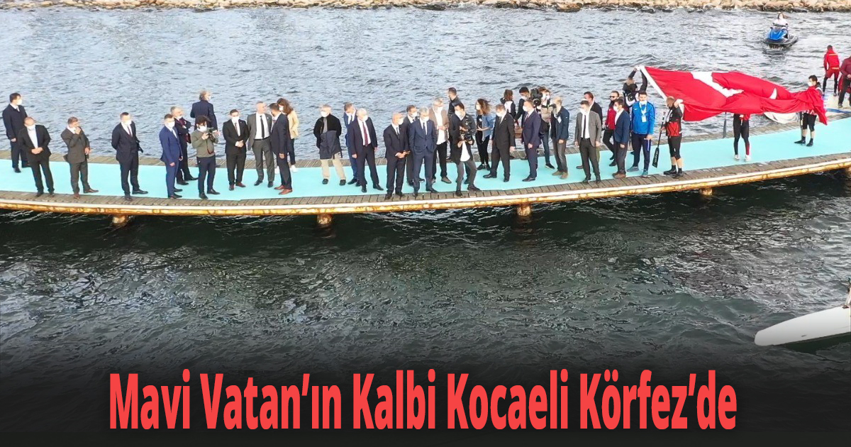 Cumhuriyet coşkusu denize taştı 