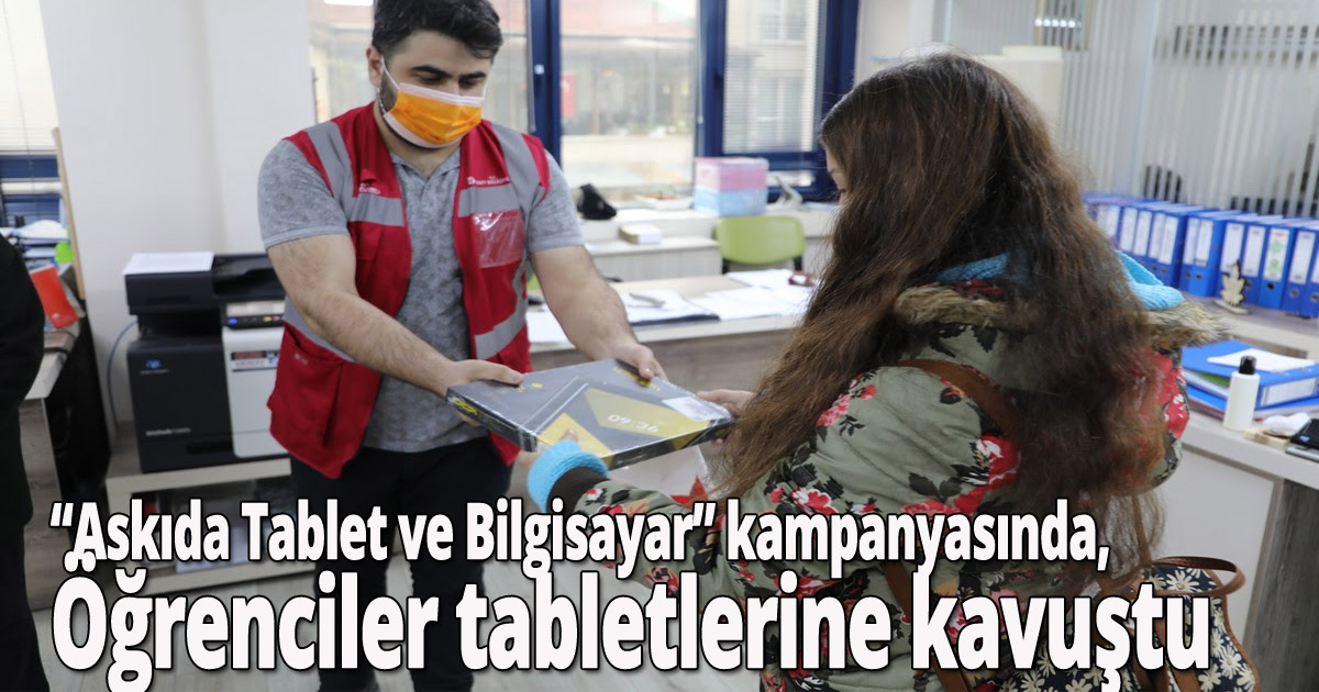 Öğrenciler tabletlerine kavuştu