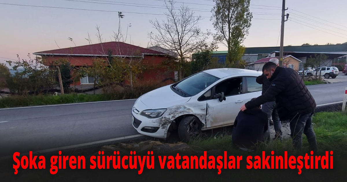 Kocaeli’de minibüs ile otomobil çarpıştı