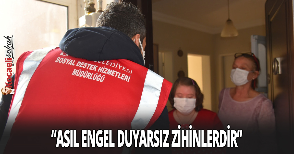 Başkan Hürriyet, özel çocuklarımızı pasta sürpriziyle gülümsetti