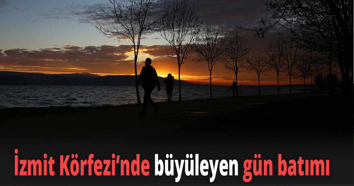 İzmit Körfezi’nde büyüleyen gün batımı