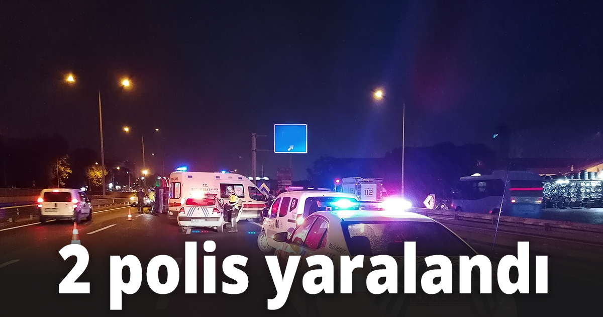 Polisler kaza yaptı