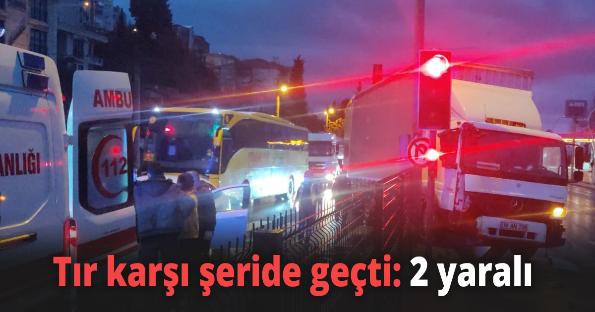 Otomobile çarpan tır karşı şeride geçti