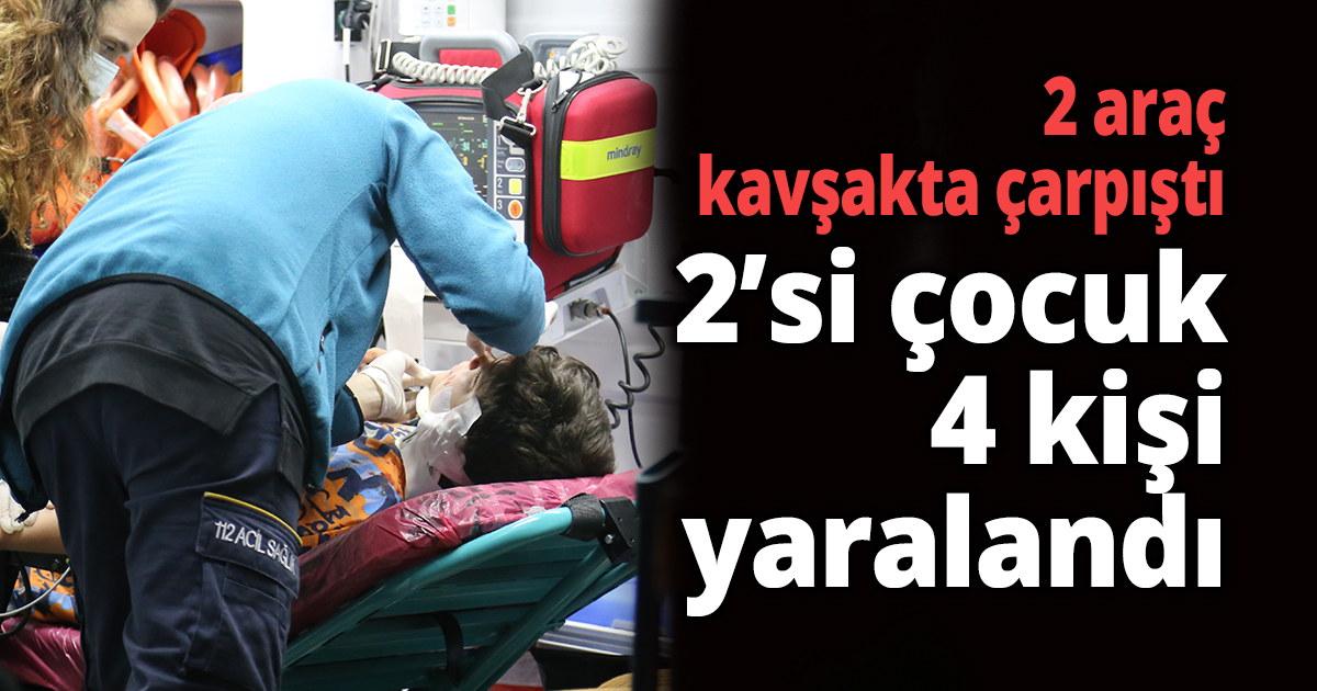 2 araç kavşakta çarpıştı