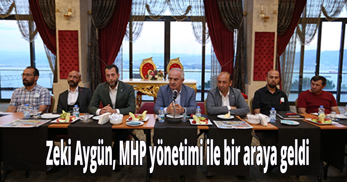  Zeki Aygün, MHP yönetimi ile bir araya geldi