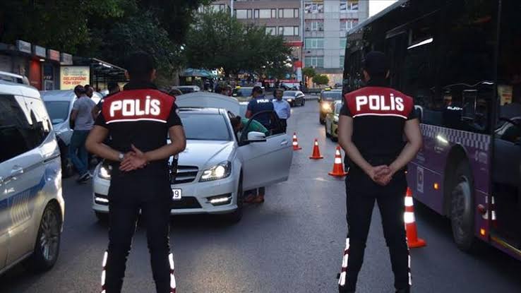 D-100’de akıllara durgunluk veren kaza