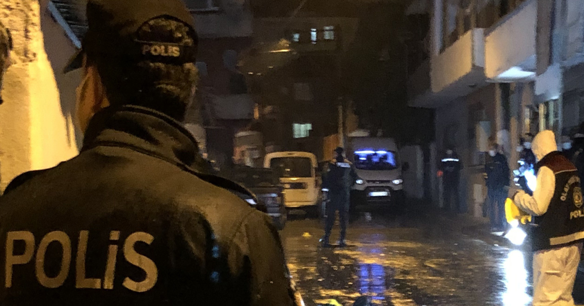Şikayetini çekmesi için kızını tehdit ettiler 