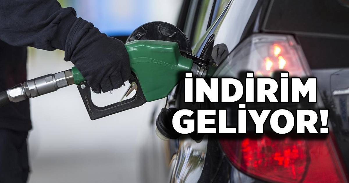 Benzin fiyatlarına 2 Nisan'da 80 kuruş indirim geliyor!