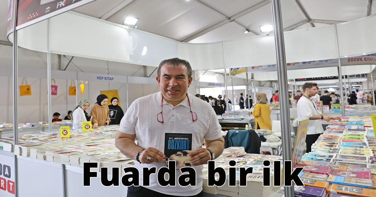 Fuarda bir ilk: Kocaelili yayınevleri ve kitapçılar aynı salonda ziyaretçilerini ağırlıyor