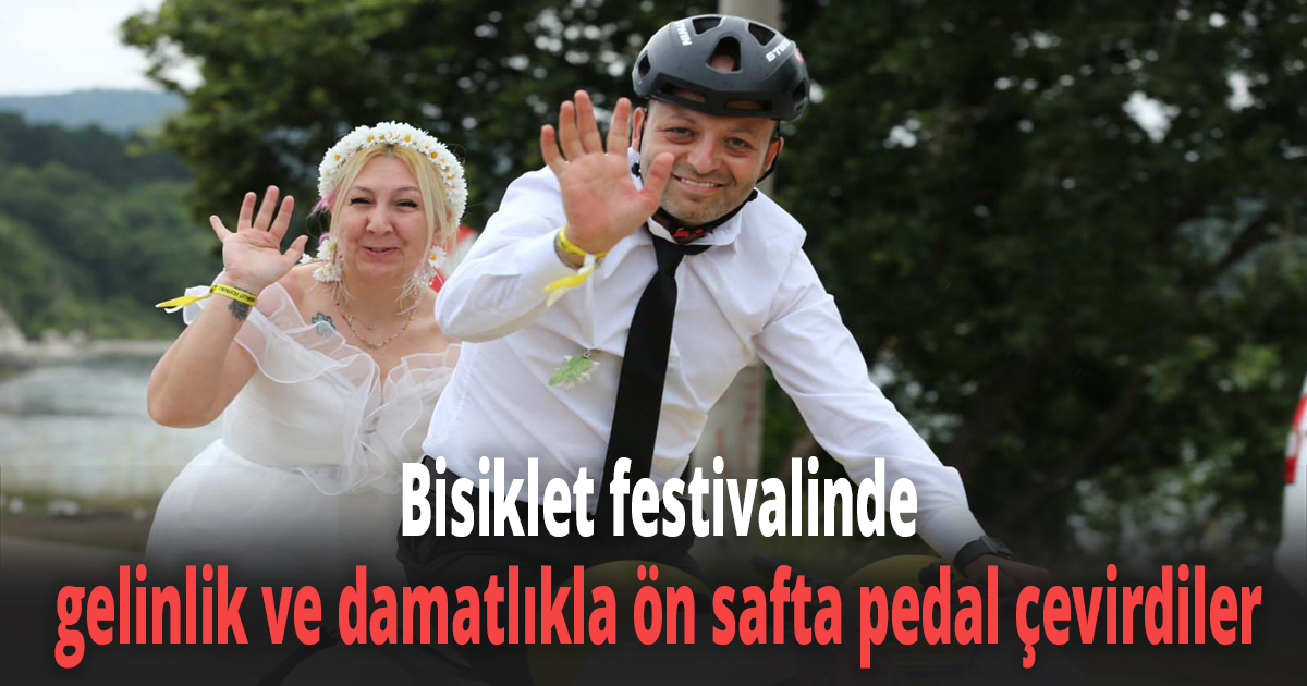 Bisiklet festivalinde gelinlik ve damatlıkla ön safta pedal çevirdiler