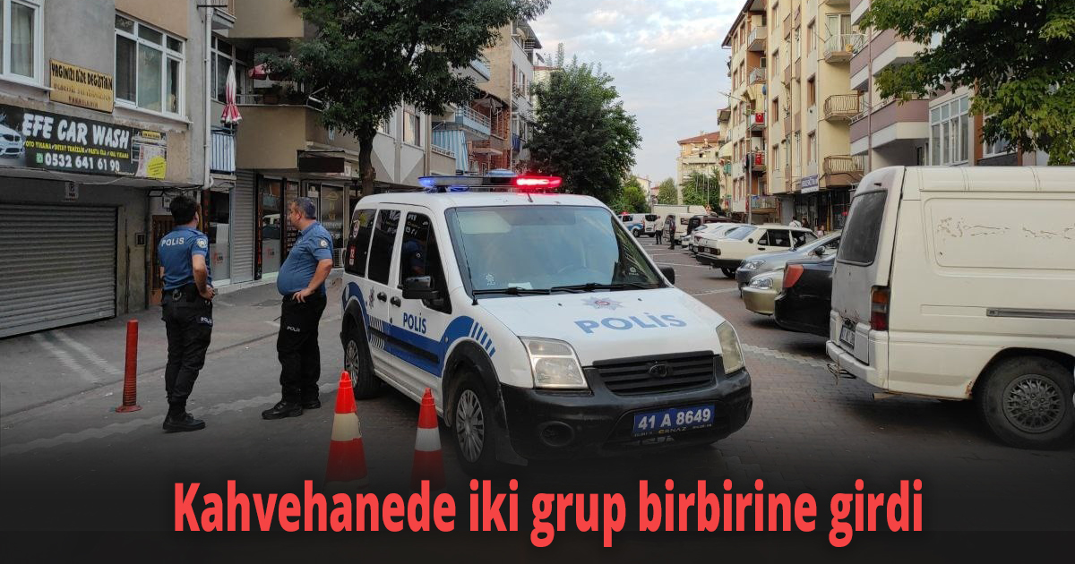 Kahvehanede iki grup birbirine girdi