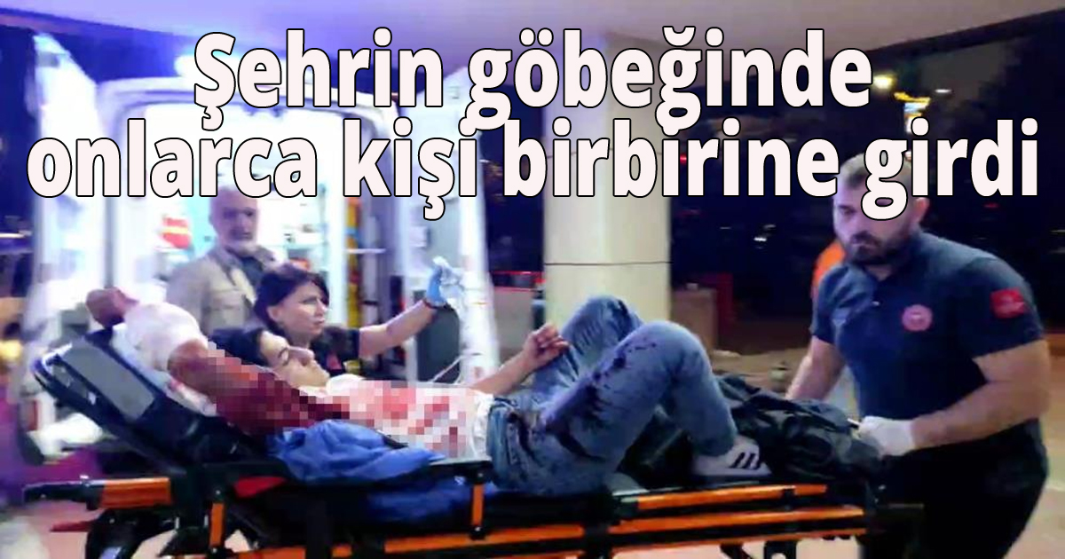 Şehrin göbeğinde onlarca kişi birbirine girdi