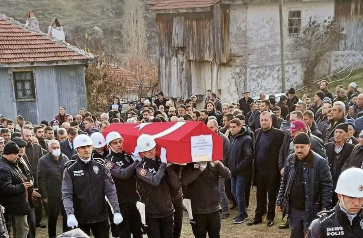 Genç komiser hayatını kaybetti